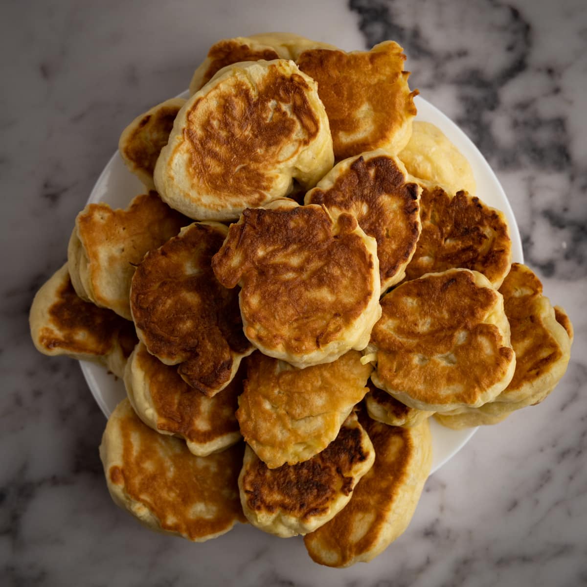 Polish Pancakes with Yeast (Racuchy)